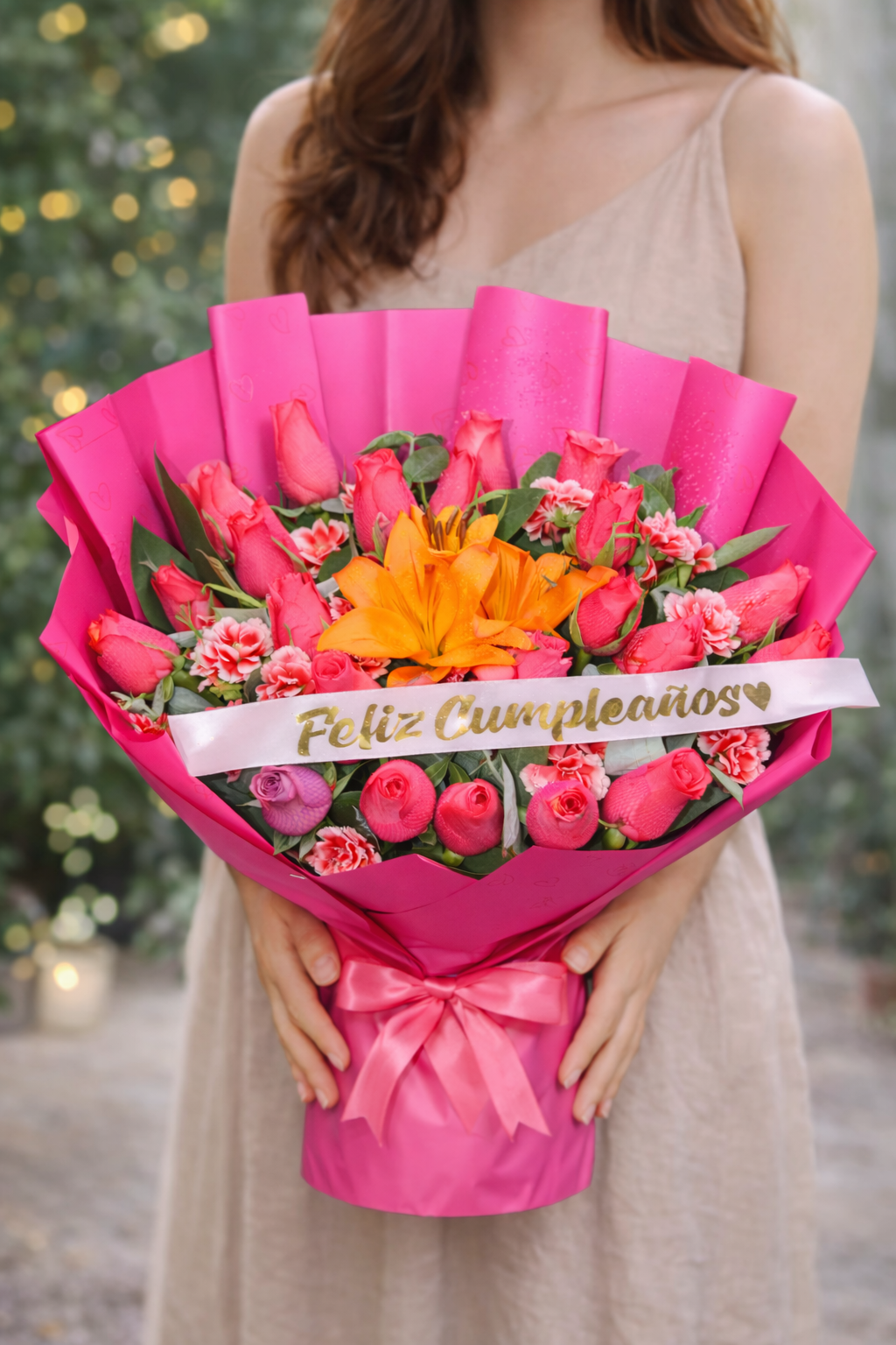 Bouquet Cumpleaños Vibrante con Lirio Central