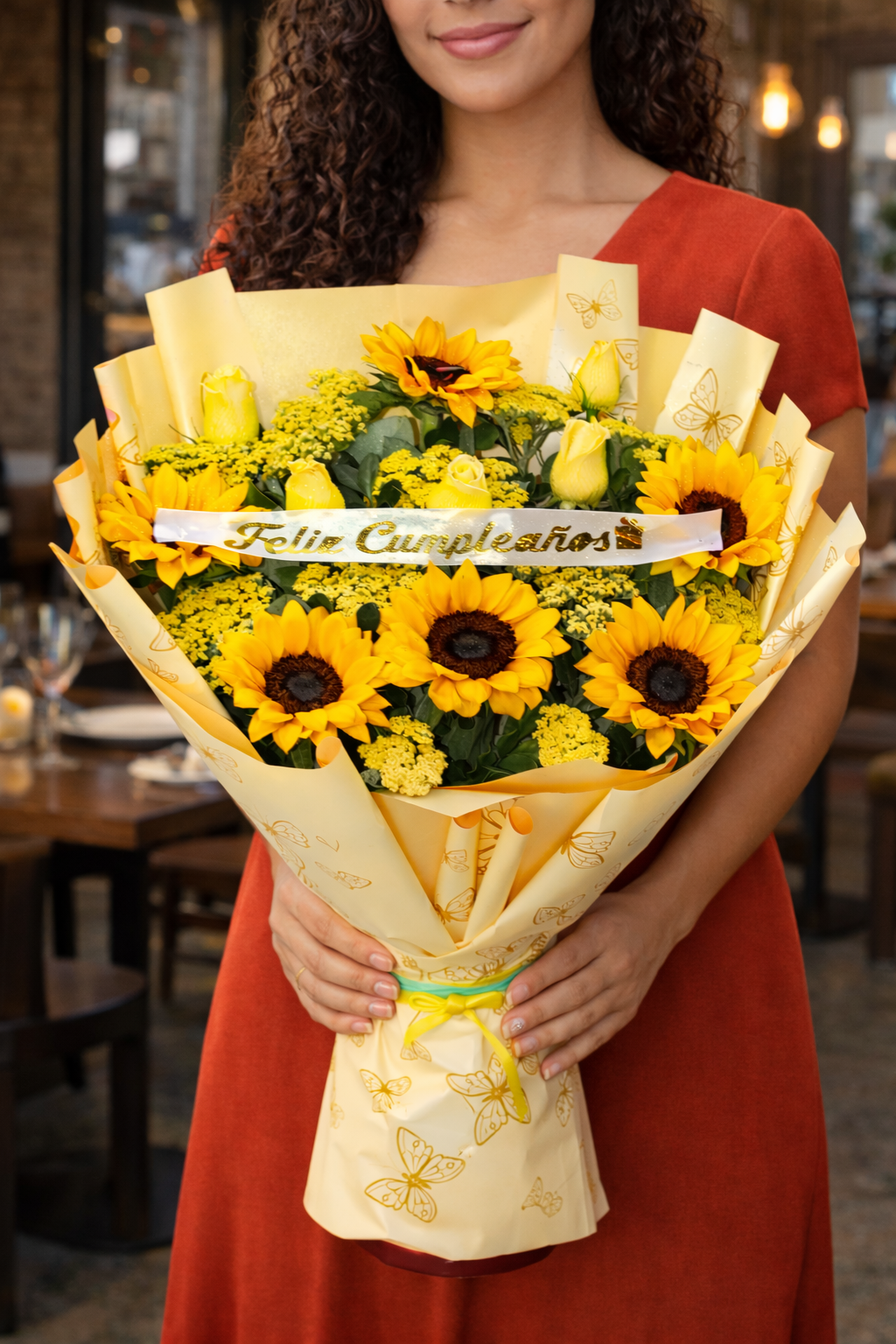 Ramo Girasoles y Rosas de Celebración